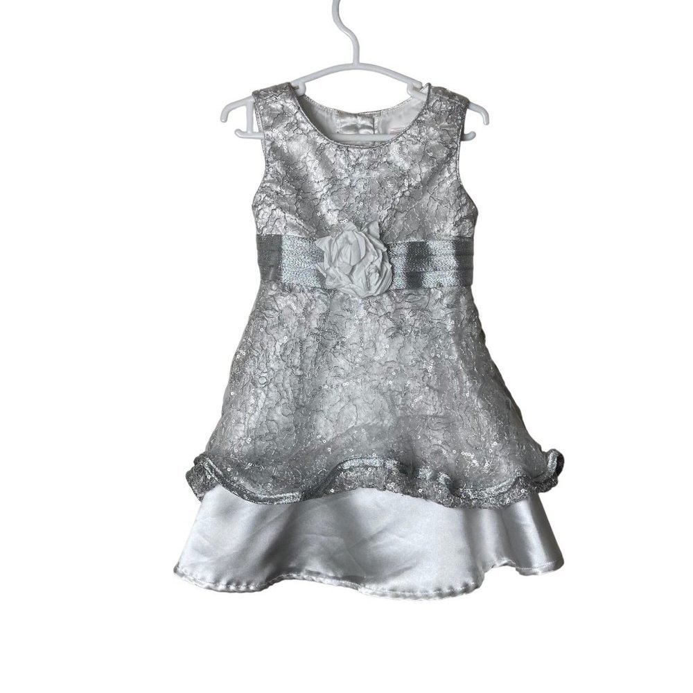 Youngland Girl Size 2T Holiday‎ Sequin Sparkle Layered Silver White Formal Dress
